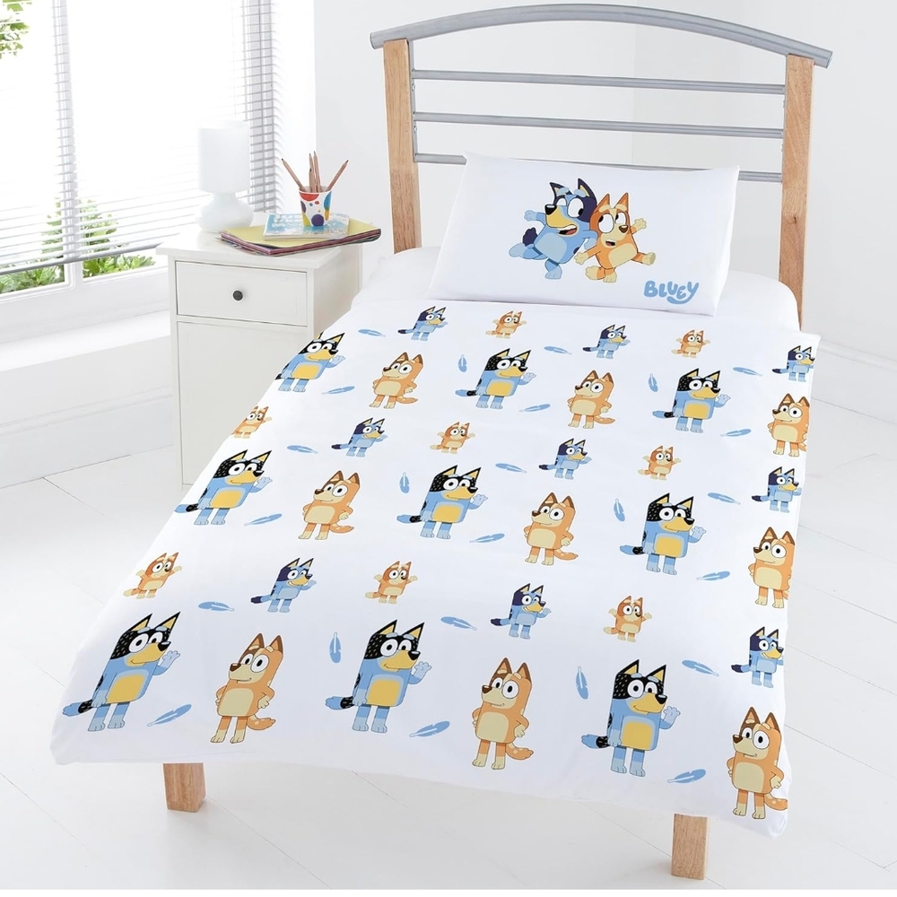 Bluey Kids Duvet cover and pillow case set - White and Blue